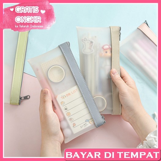 

Tempat Pensil Aesthetic Disgrib Lucu Terbaru Viral Dusgrip Aesthatic Cewek Cowok Wadah Pulpen Untuk Sekolah Disgrip Anak Perempuan Laki Kotak Pengsil Estetik Murah Dosgrip Korea Aestetik Pencil Case Korean Style Kotak Pensil Edge Color Transparant