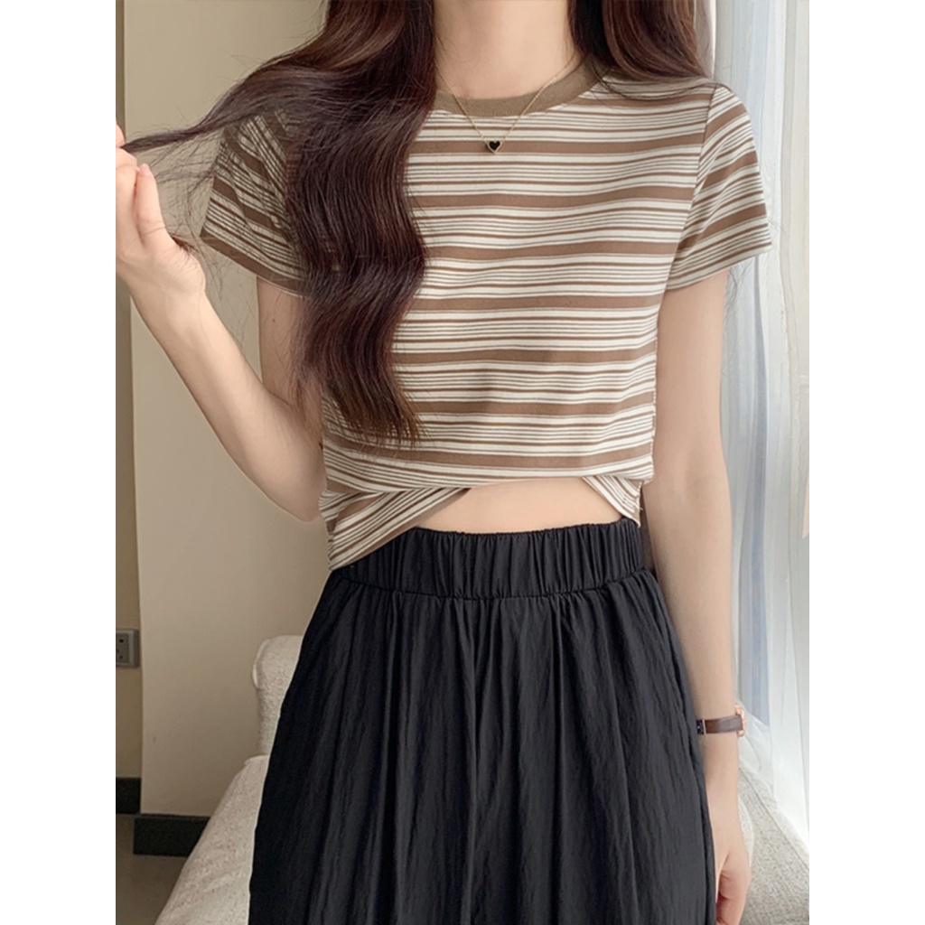 ▼Suhao kaos import wanita kaos wanita gaya korea lengan pendek kaos pendek perempuan American retro color contrast striped shoulder T-shirt women s short-sleeved summer 2023 new sweet hot girl tight crop top