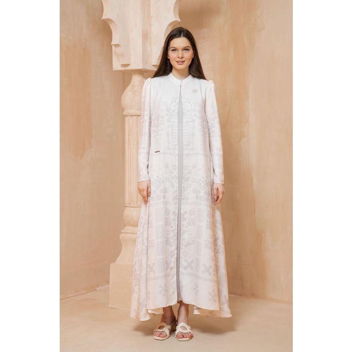 Wearing Klamby | Mashrabiya Outer Linen