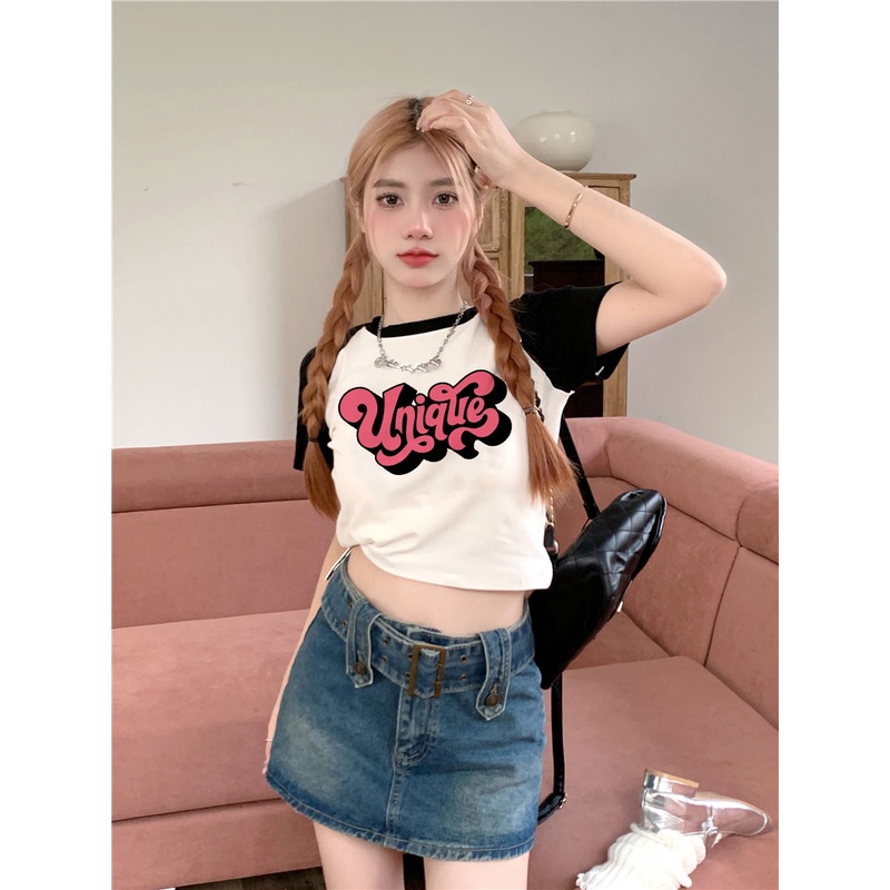 Red Musim Panas Baru Fashion Pemblokiran Warna Slim Lengan Pendek Manis Keren Gadis Panas T-shirt Pendek Cetak Pemblokiran Warna Leher Bulat pasang Atas