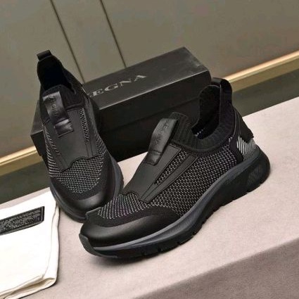 sepatu pria hitam sneaker slip on cowok ez1 men shoes run away p1shoes terlaris