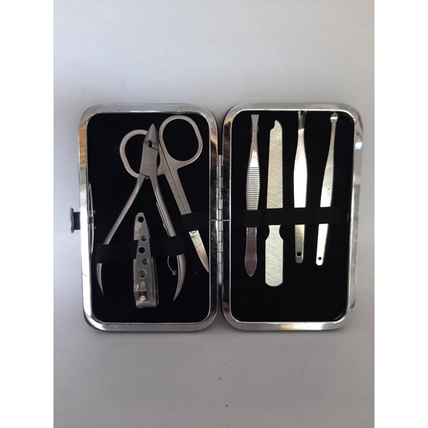 Basic Manicure Pedicure Set
