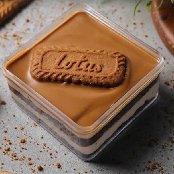 

Lotus Biscoff box by Dapur Cokelat