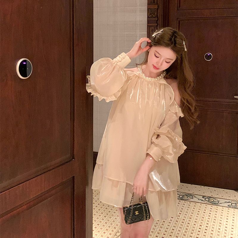 Red Perancis satin berkualitas tinggi off-the-shoulder menggantung gaun leher perempuan rok tutu peri longgar manis gaun ulang tahun perempuan