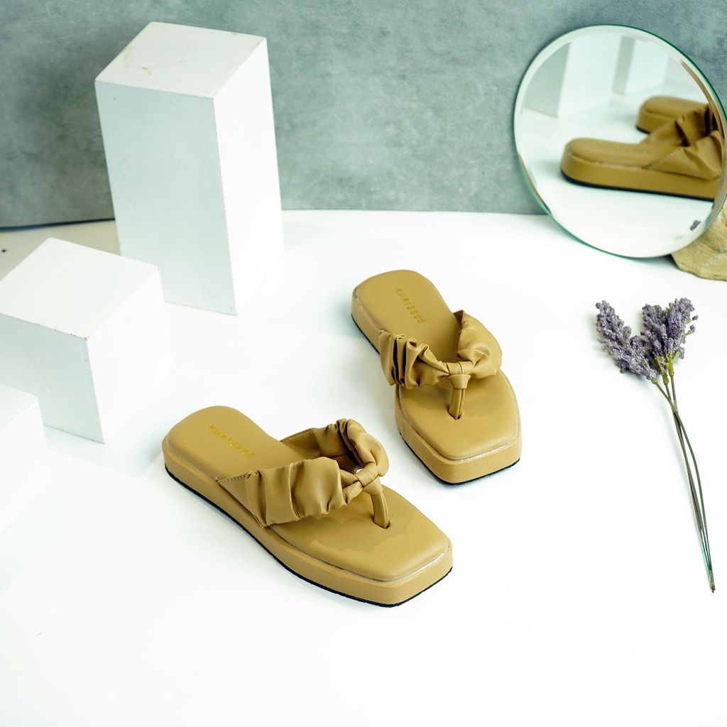 Sandal Wanita Jepit Strap Kerut AB 76