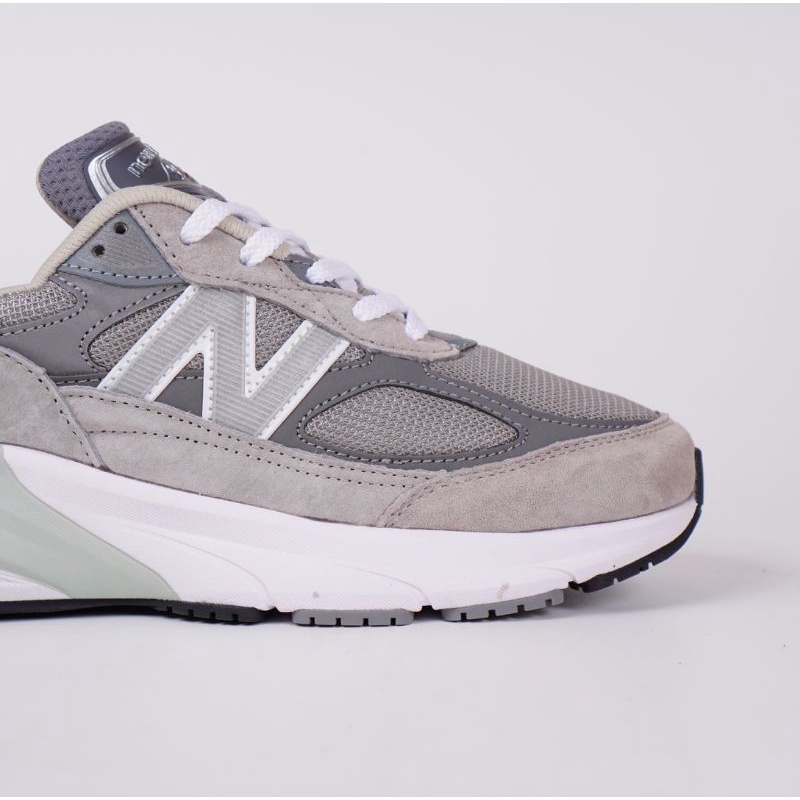 Sepatu New Balance 990v6 Grey