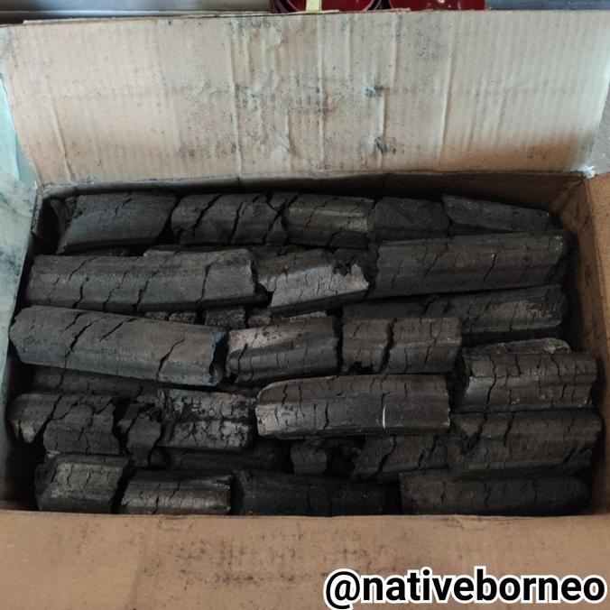

10KG Arang Briket Sawdust Serbuk Kayu (Grade B) - Arang BBQ Chacoal hen
