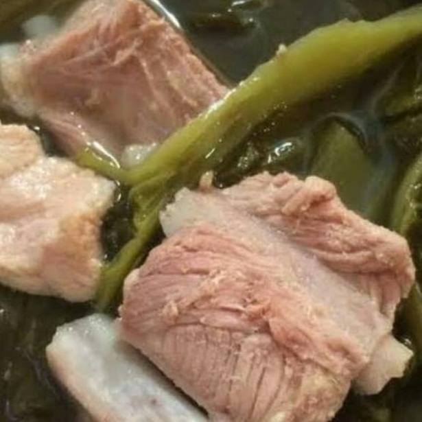 Sayur Asin iga babi/ Sup Sayur asin iga babi free sambel cabe rawit ratele992 Ayo Order
