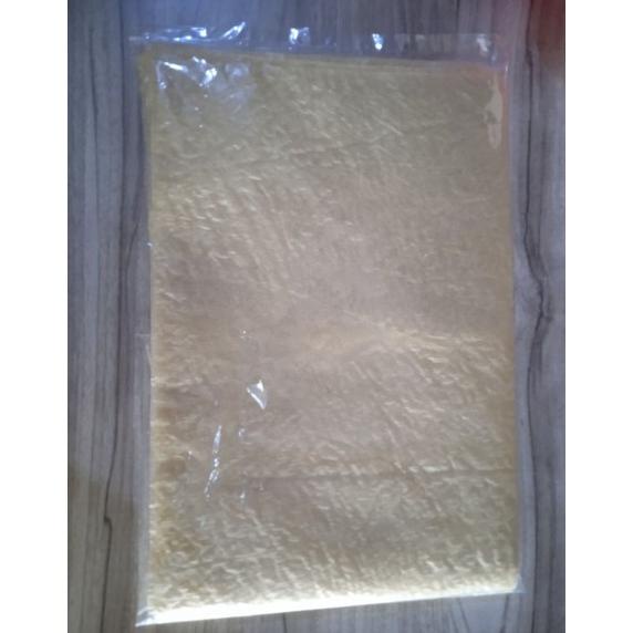 

Kulit Tahu UK 30x20cm mix/ 20 lembar MUI HALAL Best Seller