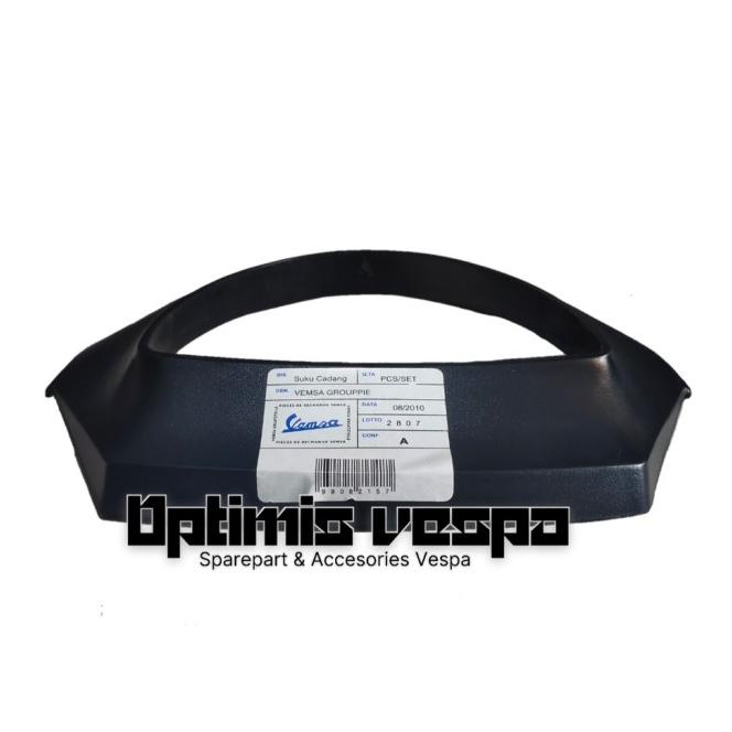 Batok Atas Lis Speedometer Vespa Excel