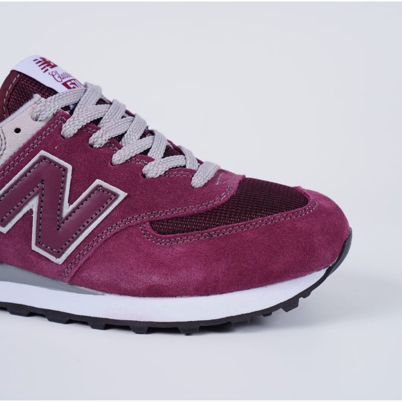 Sepatu New Balance 574 Burgundy