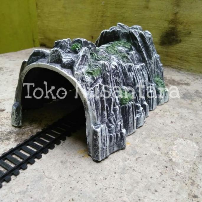 MINIATUR TEROWONGAN KERETA API RAILKING