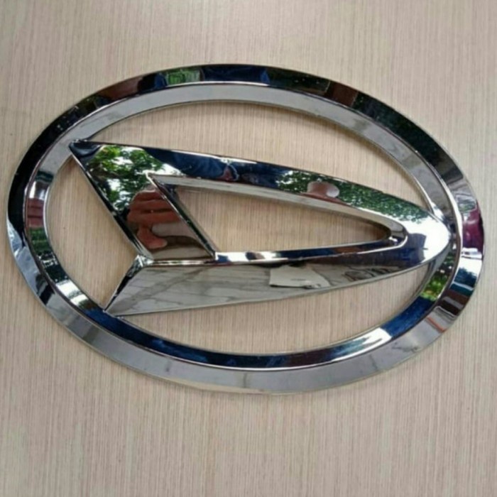 Logo Daihatsu Xenia Depan