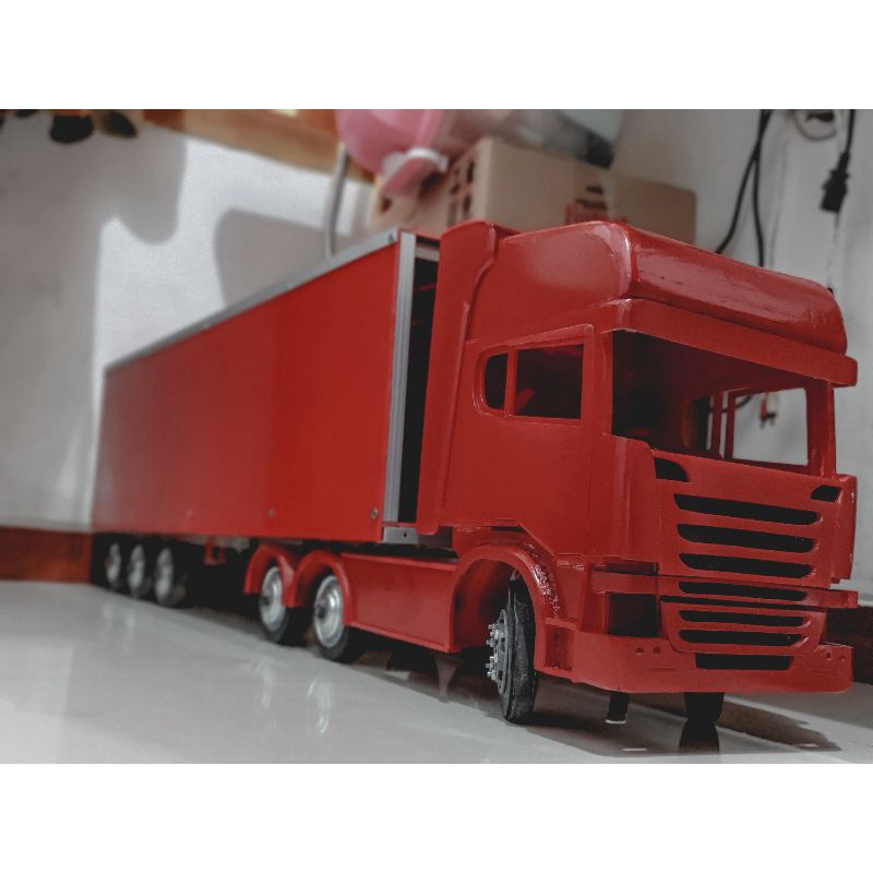 miniatur truk trailer skala 14