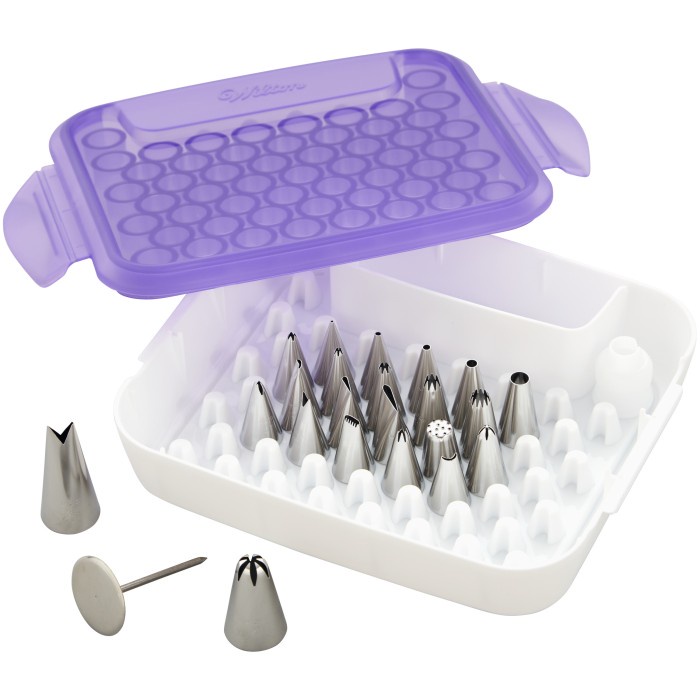 

Wilton Deluxe Set Tip 22pcs Tips for Buttercream Cake Decorating