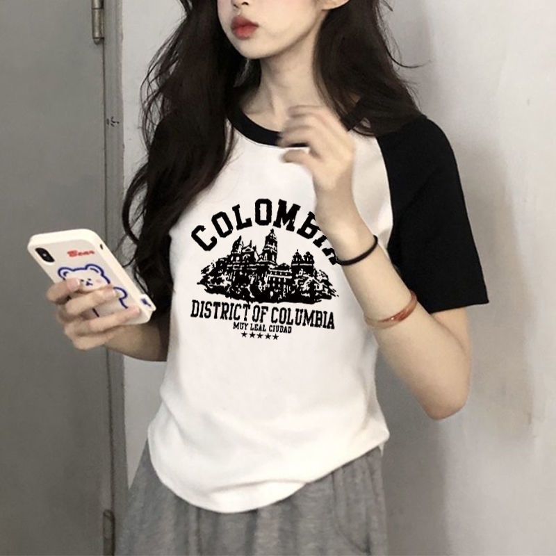 Red American Retro Gaya Hong Kong Lengan Pendek Leher Bulat T-shirt Wanita Musim Panas Baru Budidaya Diri Rasa Desain Niche pendek Hot Girl Top