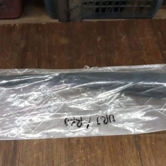aram wiper(stang wiper) belakang peugeot 206 mrek peugeot
