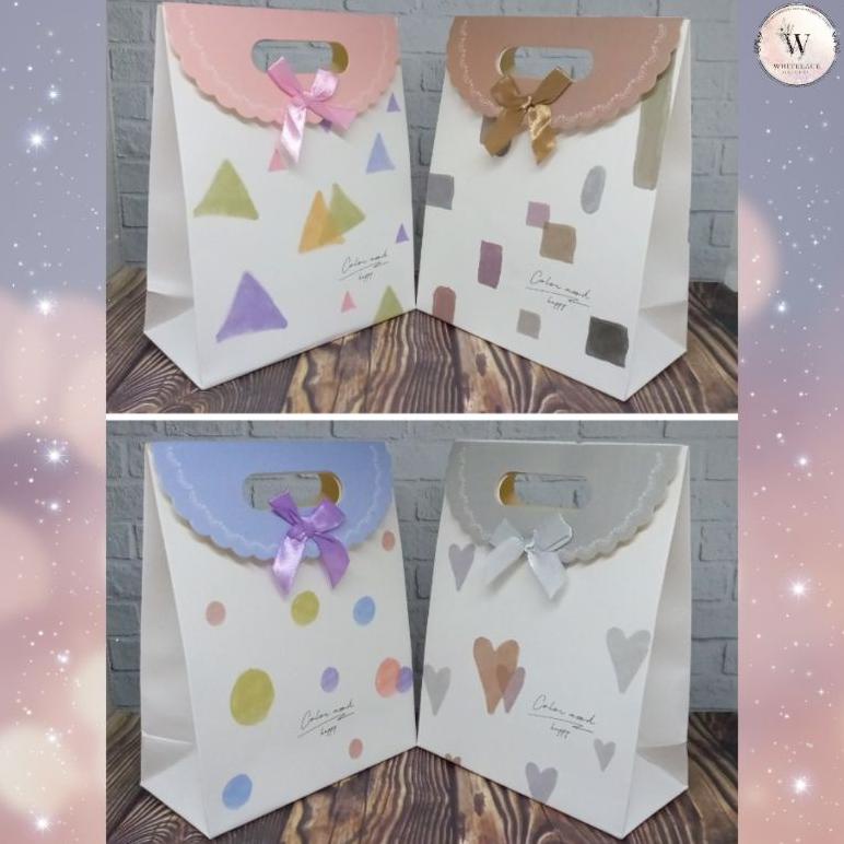 

Promo Paper Bag Kado Model Tutup Pita Ukuran Kecil (Size SM) Pastel Shape Pattern Series Tas Jinjing Kertas Hadiah Premium