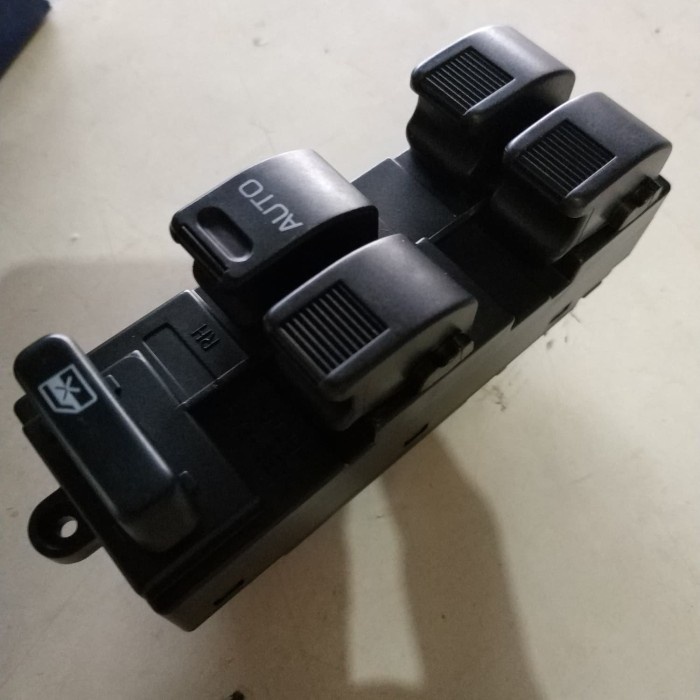 switch power window avanza, grandmax , luxio , xenia 84820-B0010