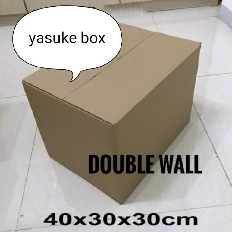 

Terbaru dus UK.40x30x30 cm.doble wall luar dalem polos kokoh buat packing.