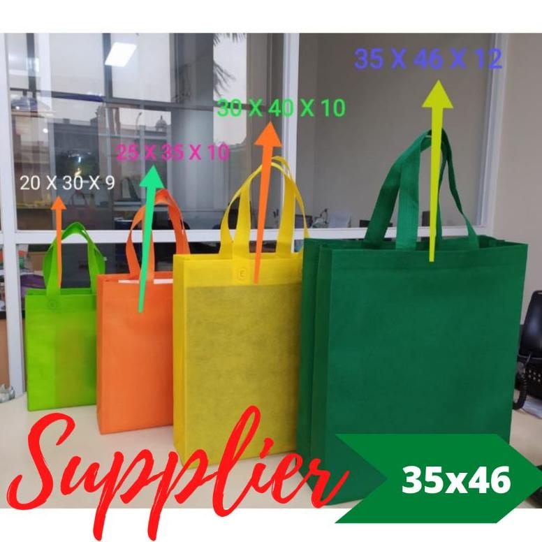 

7.7 Hbpa box goodie bag 35x45x12 (isi12pcs)