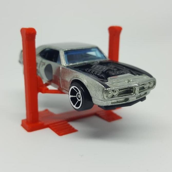 Carlift Skala 1/64 Diorama Diecast Garage Garasi