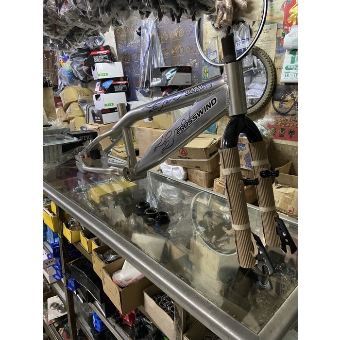Terlaris Frame Frame Bmx Batangan Bmx Ukuran 20 Allumunium Alloy Silver + Fork