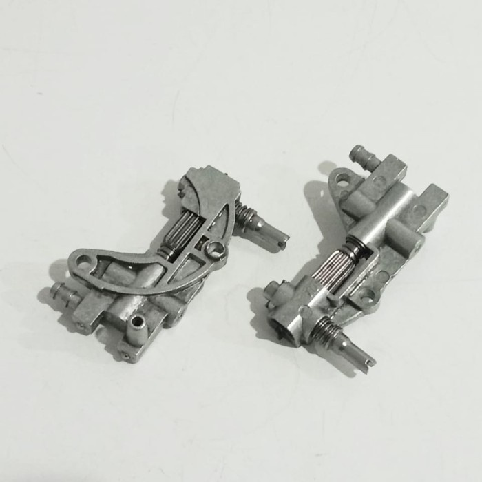 POMPA OLI MESIN CHAINSAW KAYU CS 5200 / 5800 / 6800 BARU