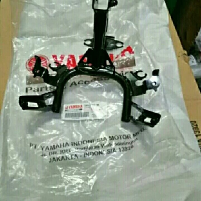 BREKET FAIRING DEPAN R25 ORI YGP