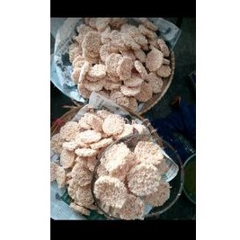 

Cemilan Raginang matang isi 4 renyah,gurih dan enak