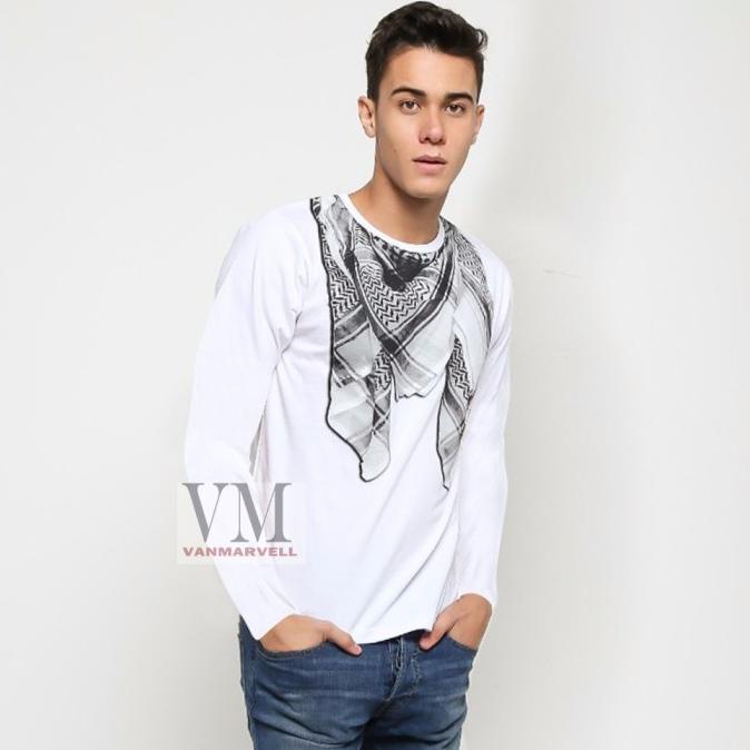VM Kaos Putih Lengan Panjang Motif Sablon 3D