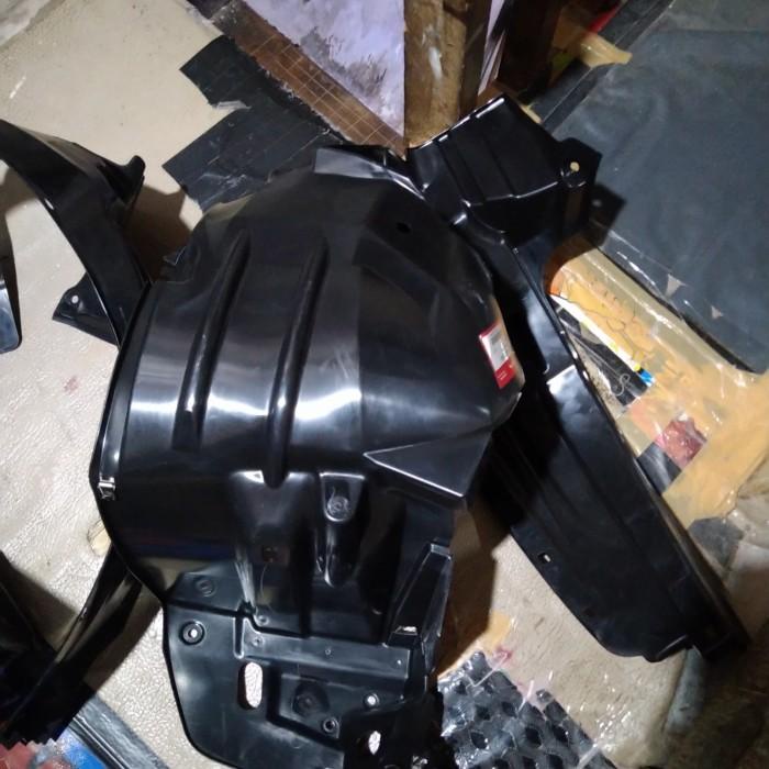 Inner Fender Depan Mobilio Rs