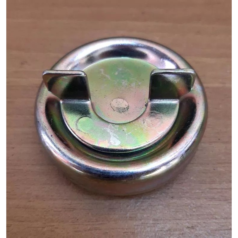 Tutup tangki solar Mitsubishi L300