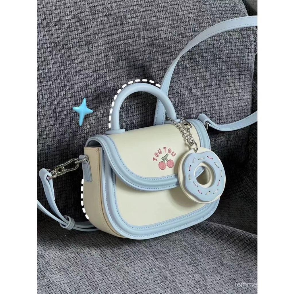 tas selempang remaja aesthetic ransel wanita 2025 Desain ceruk baru tas donat ceri krim tas tangan t