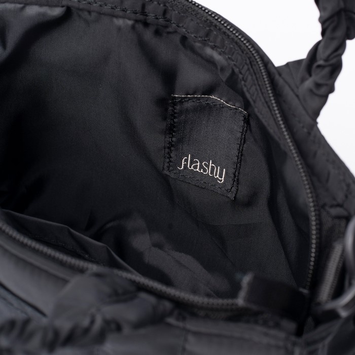 Tas Selempang Wanita Flashy Ludlow Hitam Polos