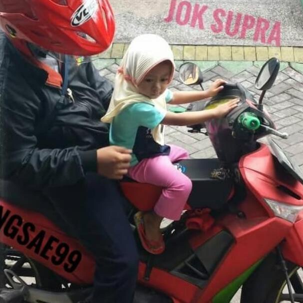 BONCENGAN MOTOR ANAK SUPRA X 125 JOK TAMBAHAN TEMPAT DUDUK ANAK DI