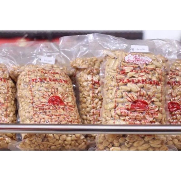 

Kacang Kapri Cap MATAHARI Khas Bali 500gr Rasa Original & Bawang hr503