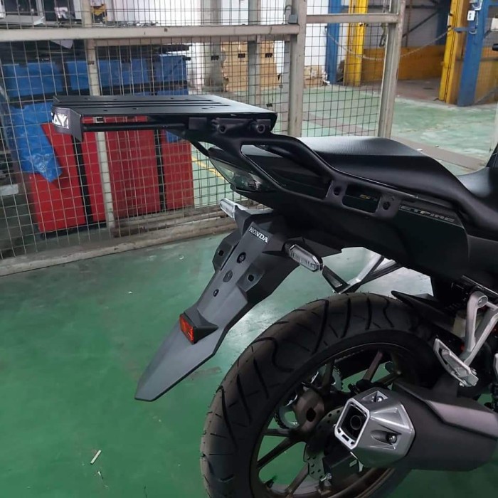 Braket Box Kucay Geser Honda New Cb150R Cb150