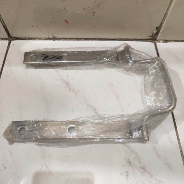 Pegangan Behel Breket Jok Samping Vespa Excel