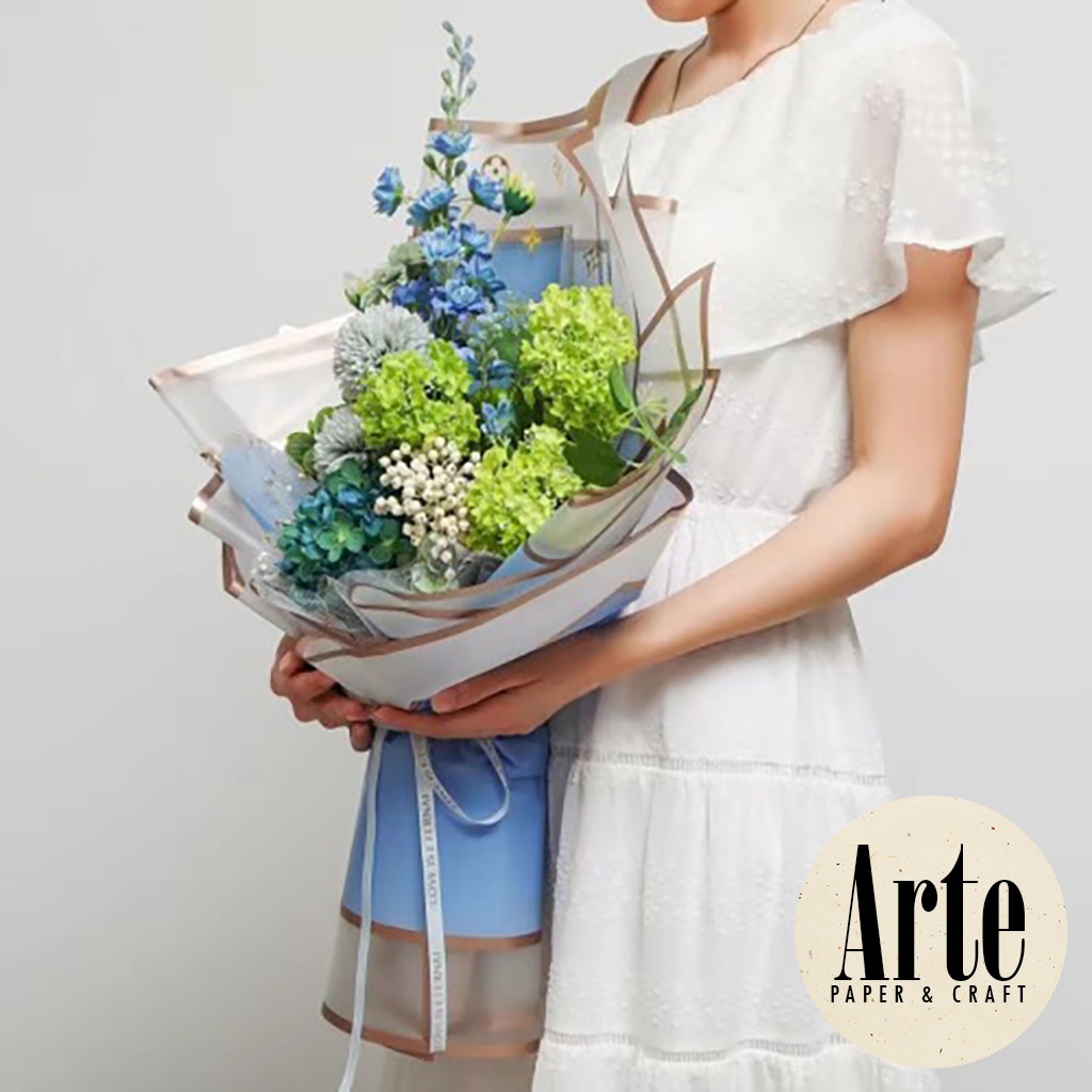 

RB 20 Lembar Cellophane Double Gold Frame Buket Bunga Korean Kertas Waterproof Ori Sinowrap Flower