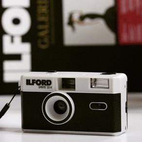 (ORIGINAL & NEW ARRIVAL) Ilford Sprite 35-II Reusable Film Camera
