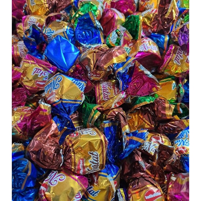 

Promo | HJ6 | Coklat Turkey campur campur 1kg