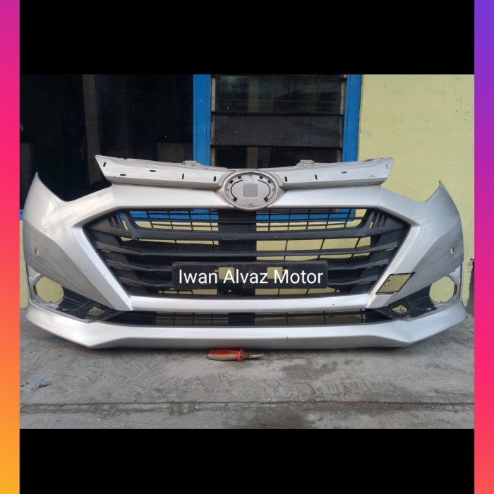 {Bekas} Bemper Depan Sigra 2016-2018 Murah
