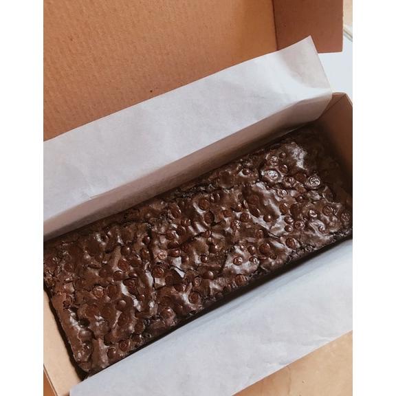 

HOT PROMO BROWNIES BAKAR BANDUNG BY SHAKITCHEN (20X8CM)