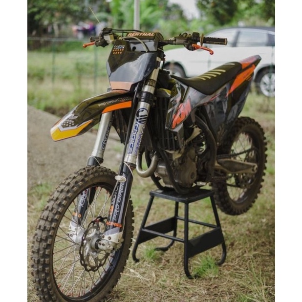 TERBAIK. PAPAN NOMOR KTM 250/SPAKBOR DEPAN KTM 85/SPAKBOR DEPAN KTM 250/PAPAN DAN SPAKBOR KTM NEW