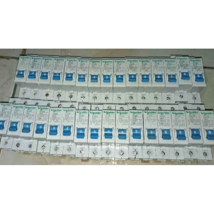 ￣ mcb pln schneider 2a 4a 6a v Special Edition Pasti Murah.