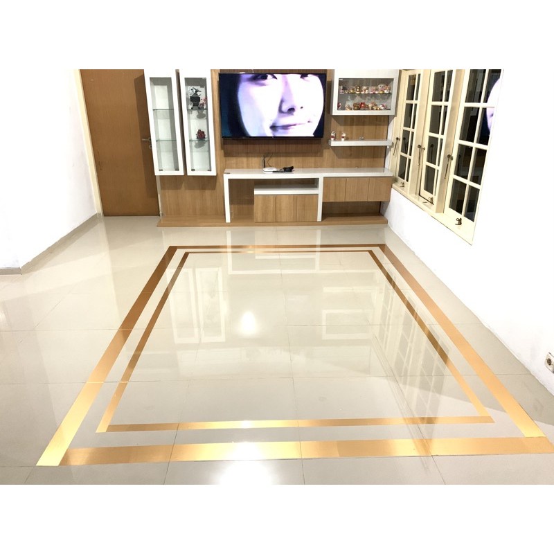 

X9T 50METER AN STIKER PEMBATAS KERAMIK EQ4