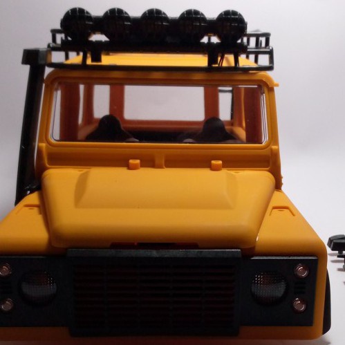 Body Rc Mn98 Mn 99S Mn D90 + Lampu Roofrack Defender Camel Trophy