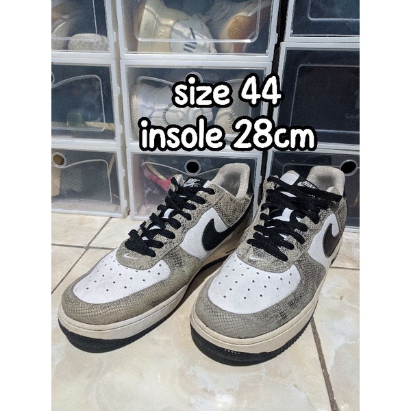 Sepatu Second Nike AF1 Low size 44 insole 28cm (second)