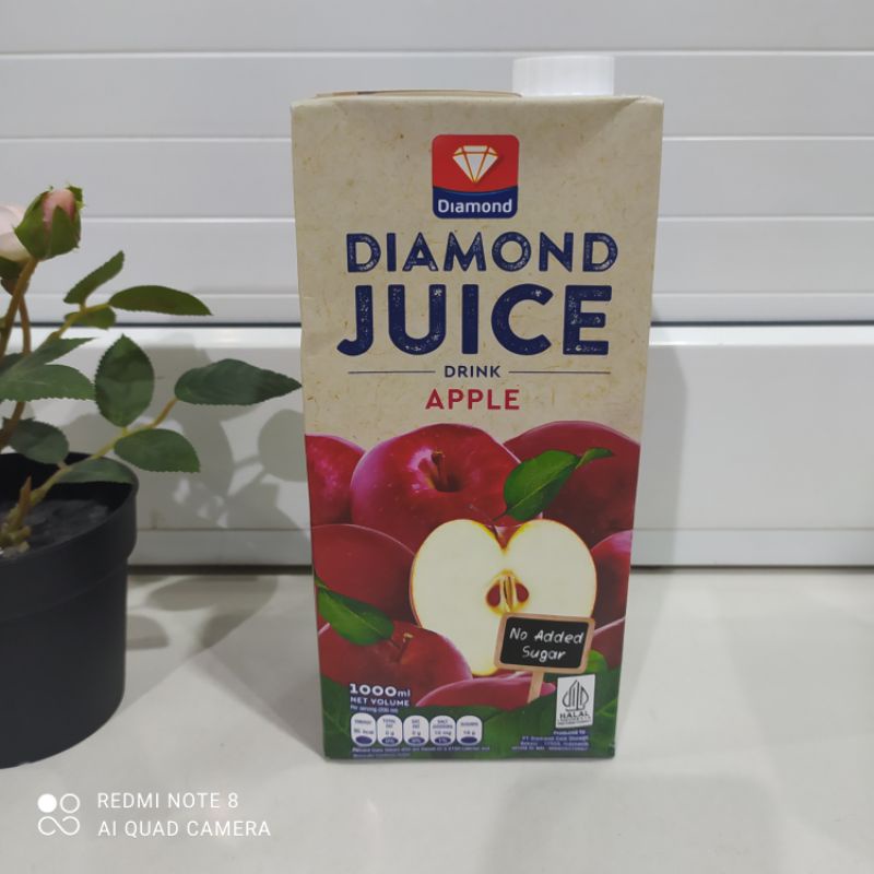 

Diamond Minuman Sari Buah Apel 1000ml